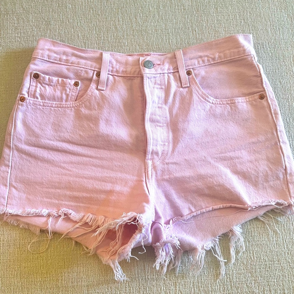 Levi’s denim shorts